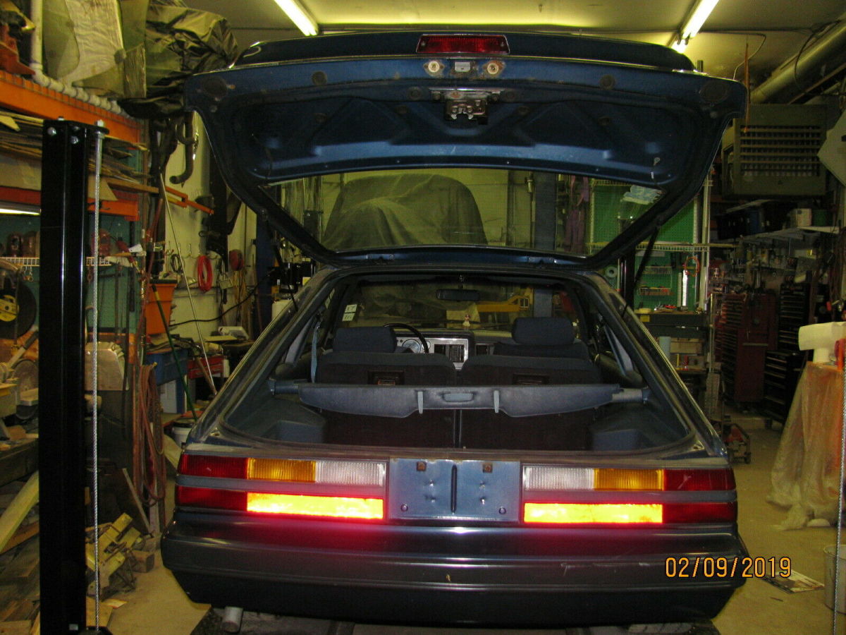 1986 White Ford Mustang Coupe