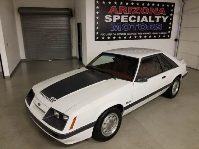 1986 White Ford Mustang Hatchback
