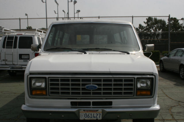 1986 WHITE Ford E-Series Van