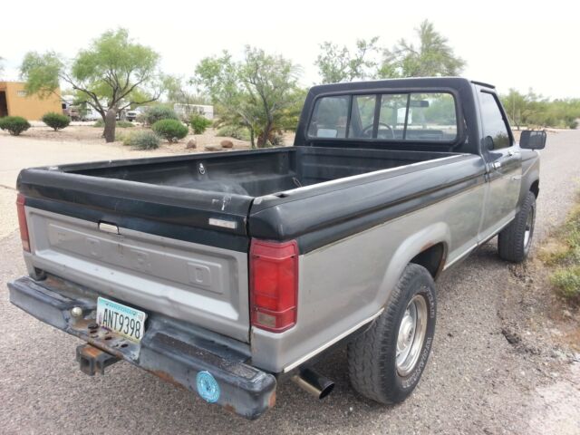 1986 Black / Gray Ford Ranger Pickup