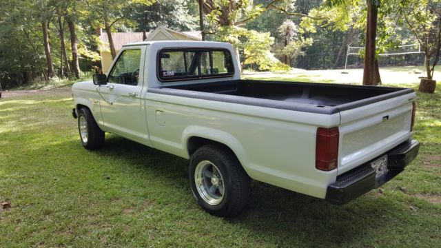1986 White Ford Ranger Truck