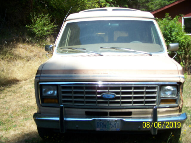 1986 Brown Ford E-Series Van Standard Passenger Van