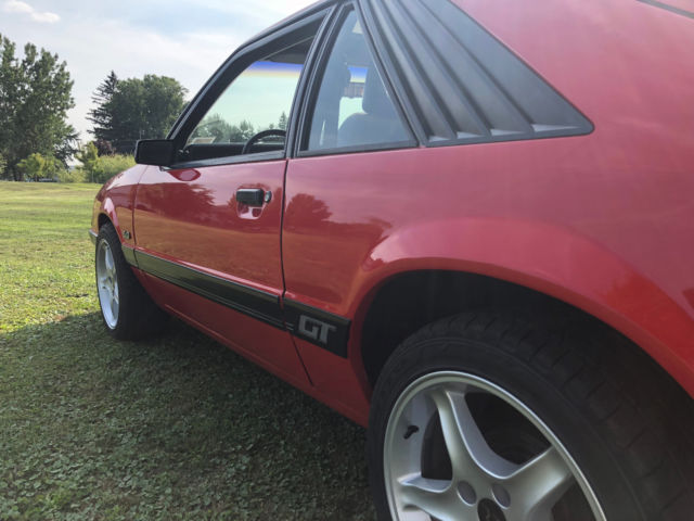 1986 Red Ford Mustang