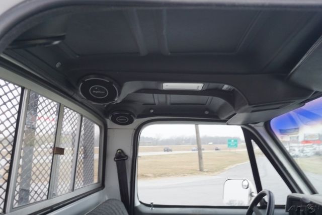 1986 White GMC Sierra 3500 Pickup Truck