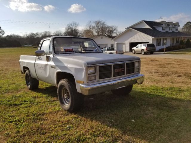 1986 White Chevrolet C-10 Standard Cab Pickup