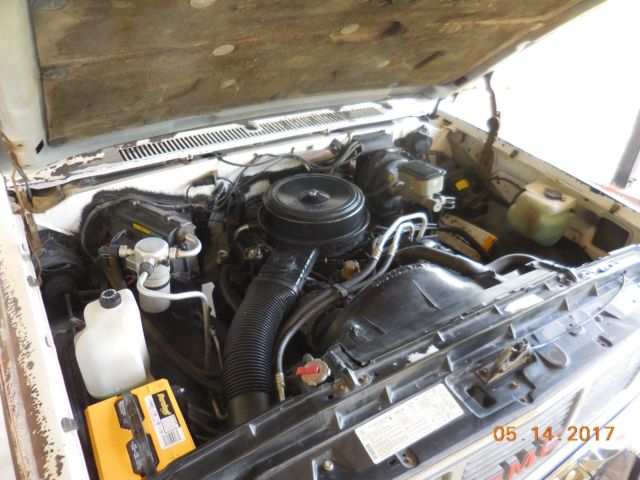 1986 White GMC Sierra 1500