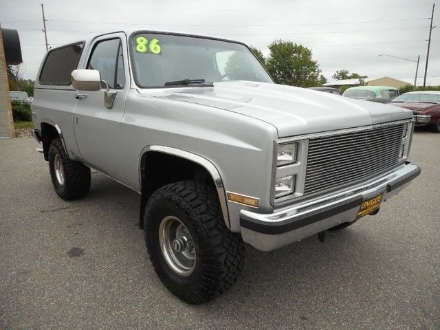 1986 Silver GMC Jimmy SUV