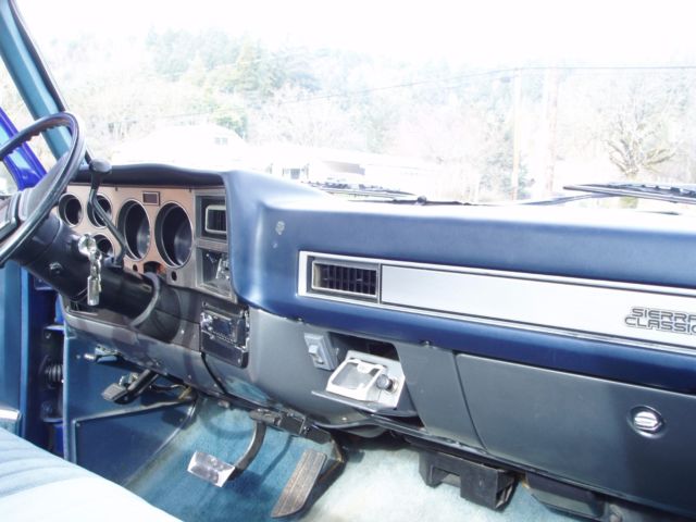 1986 Blue GMC Sierra 1500 Standard Cab Pickup