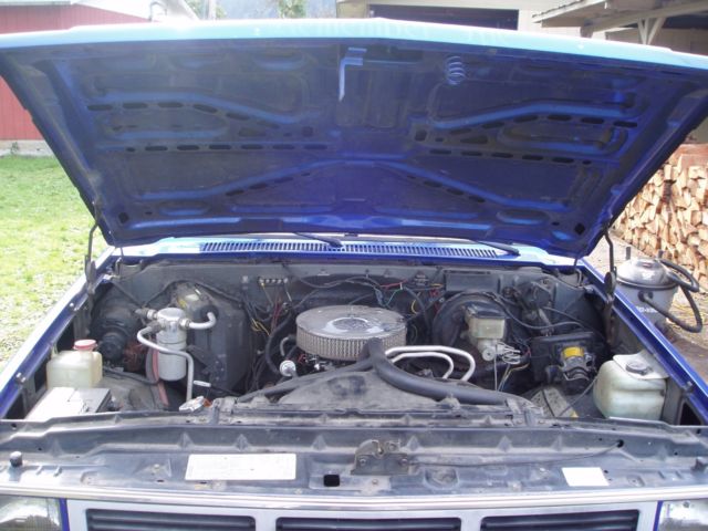 1986 Blue GMC Sierra 1500 Standard Cab Pickup