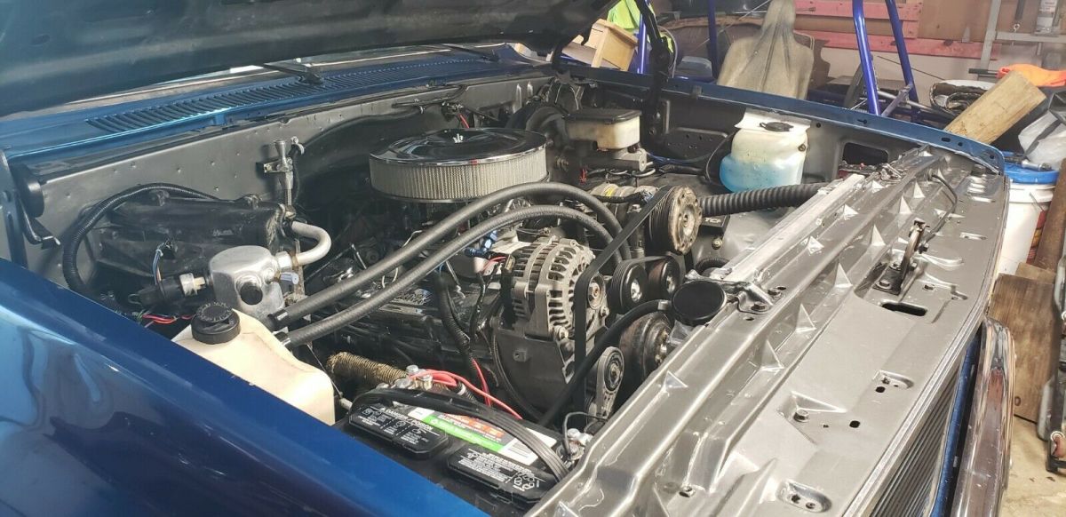 1986 GMC Sierra 1500 Standard Cab Pickup