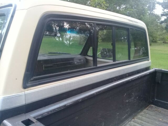 1986 Brown GMC Sierra 1500 Standard Cab Pickup