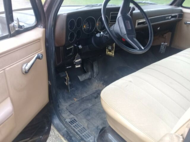 1986 Brown GMC Sierra 1500 Standard Cab Pickup