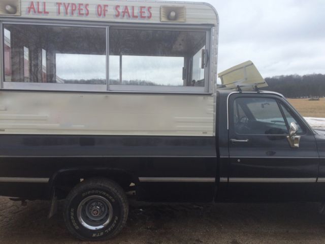 1986 Black GMC Sierra 1500