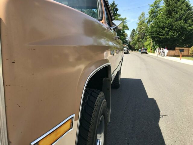 1986 Gold GMC Sierra 1500 Cab & Chassis