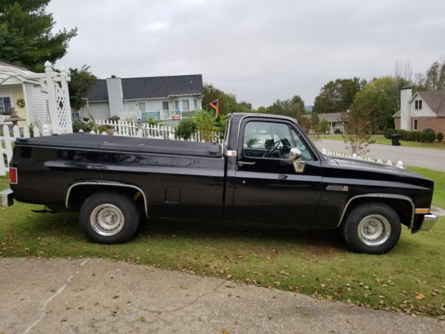 1986 Black GMC Truck Standard Cab Pickup