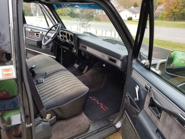 1986 Black GMC Truck Standard Cab Pickup