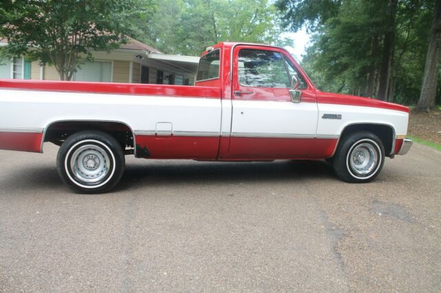 1986 Red Chevrolet C/K Pickup 1500 Standard Cab Pickup