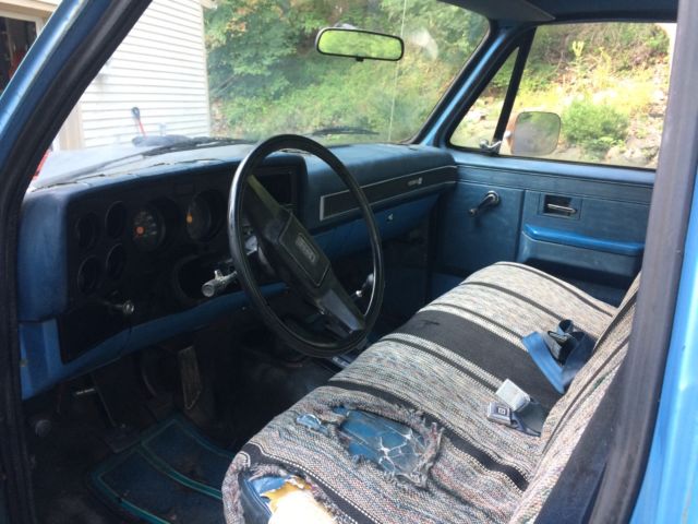 1986 Blue GMC Sierra 2500 Standard Cab Pickup