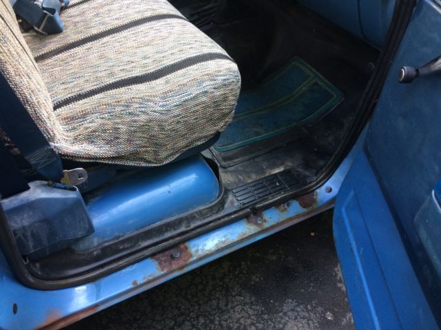 1986 Blue GMC Sierra 2500 Standard Cab Pickup