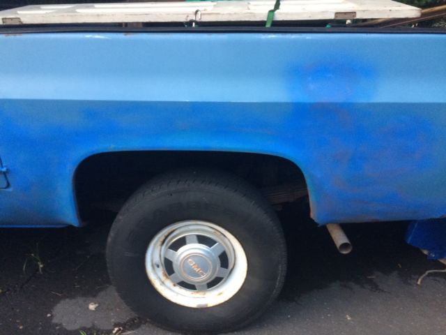 1986 Blue GMC Sierra 2500 Standard Cab Pickup