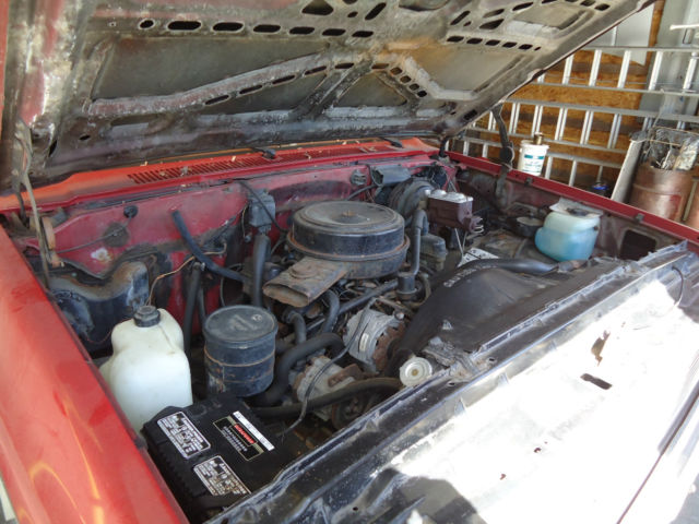 1986 Red/Gray GMC Sierra 2500 Standard Cab Pickup