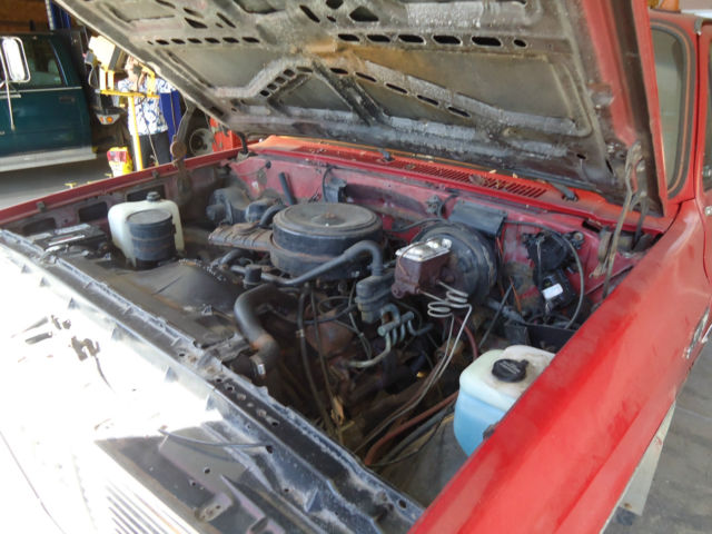 1986 Red/Gray GMC Sierra 2500 Standard Cab Pickup