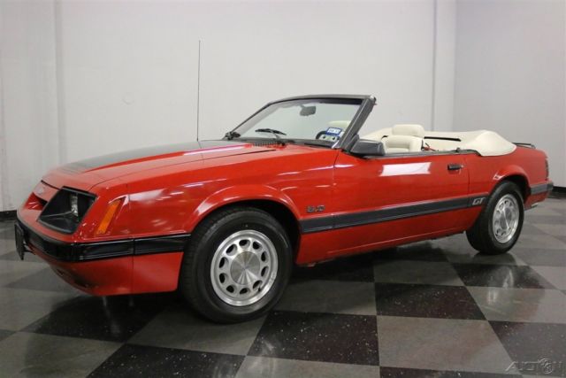 1986 Red Ford Mustang