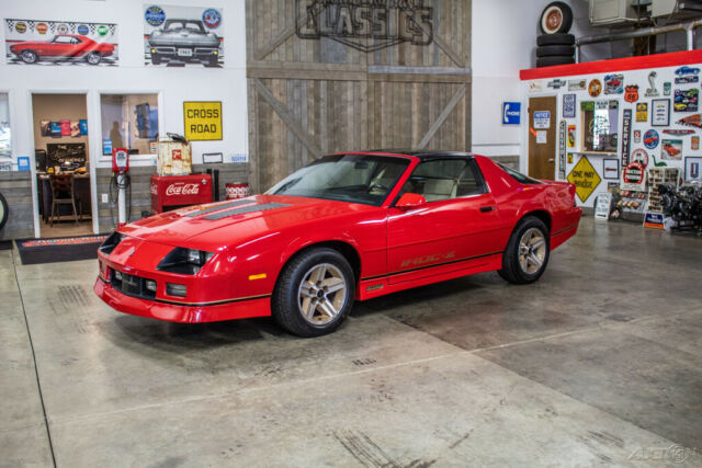 1986 Red Chevrolet Camaro