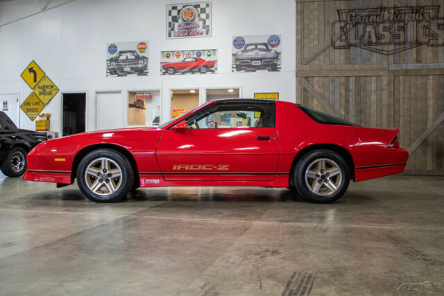 1986 Red Chevrolet Camaro
