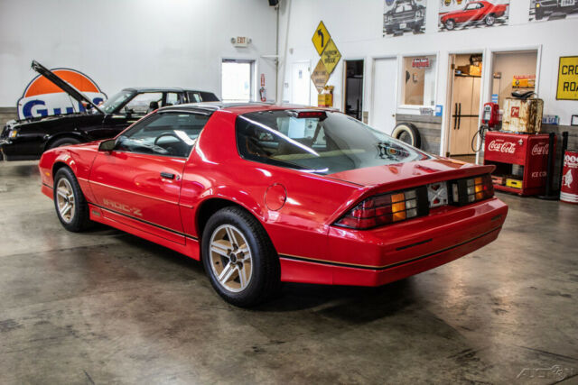 1986 Red Chevrolet Camaro