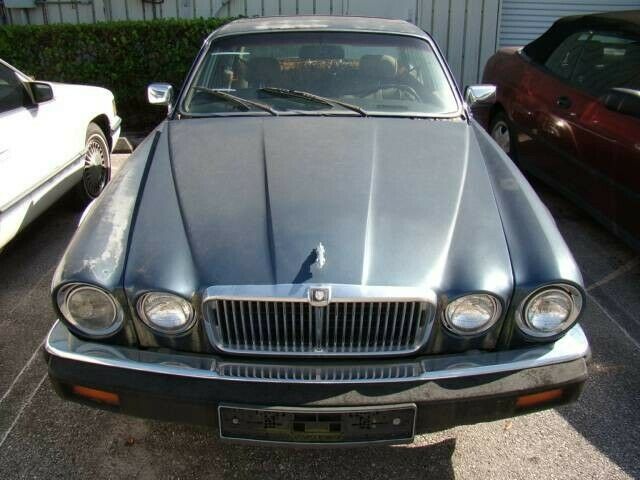 1986 Jaguar XJ6
