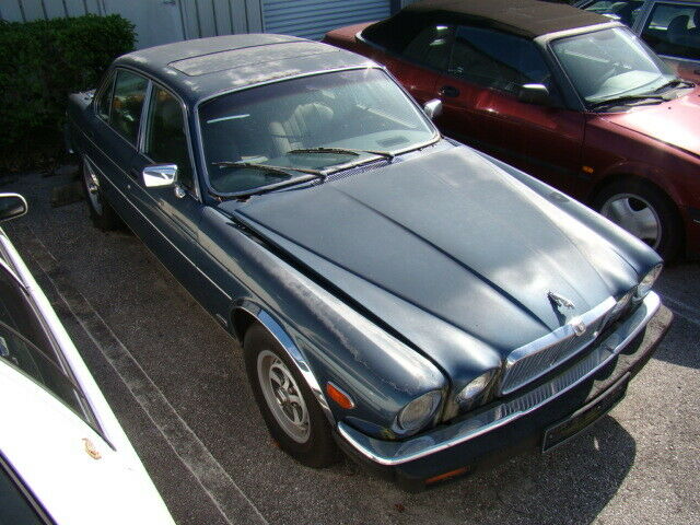 1986 Jaguar XJ6