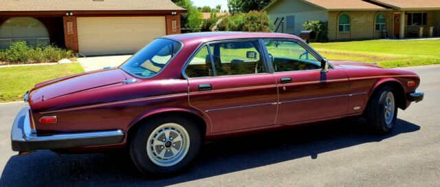 1986 Burgundy Jaguar XJ6 Solid