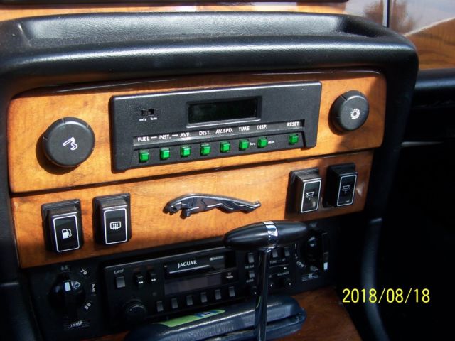 1986 White Jaguar XJ6 4 Door