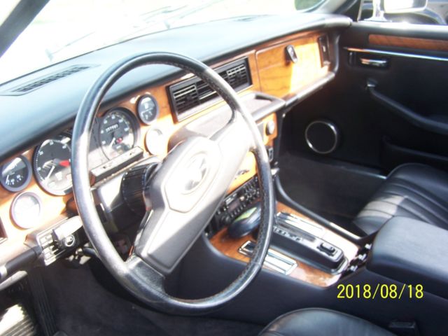 1986 White Jaguar XJ6 4 Door