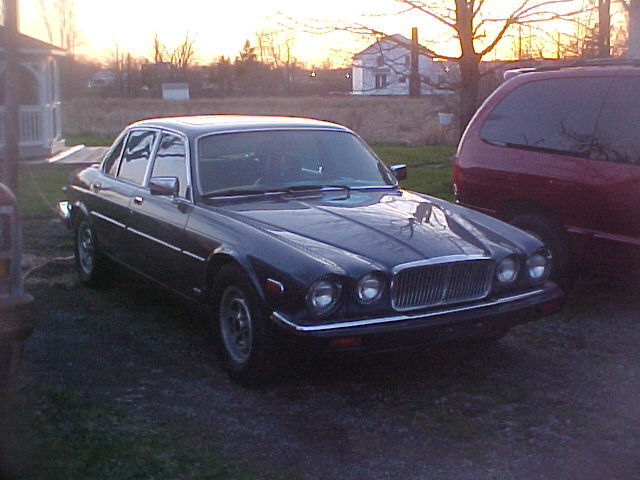 1986 Gray Jaguar XJ Sedan