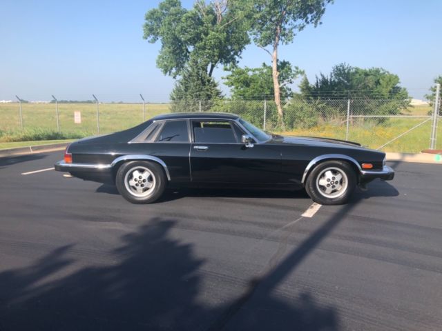 1986 Black Jaguar XJS COUPE