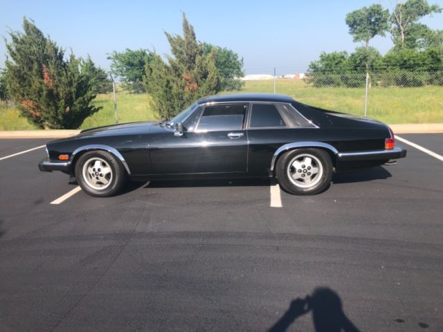 1986 Black Jaguar XJS COUPE