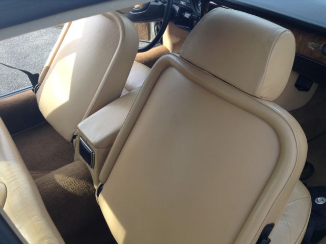 1986 White Jaguar XJS