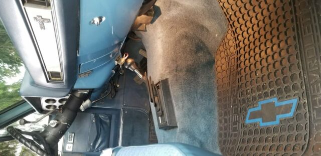 1986 Blue Chevrolet Silverado 1500 Standard Cab Pickup