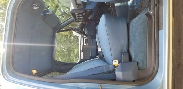 1986 Blue Chevrolet Silverado 1500 Standard Cab Pickup