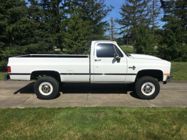 1986 White Chevrolet Other Pickups