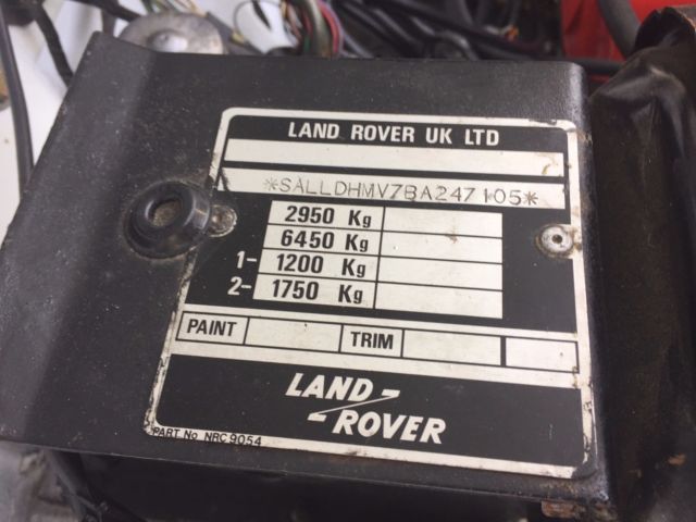 1986 White Land Rover Defender SUV