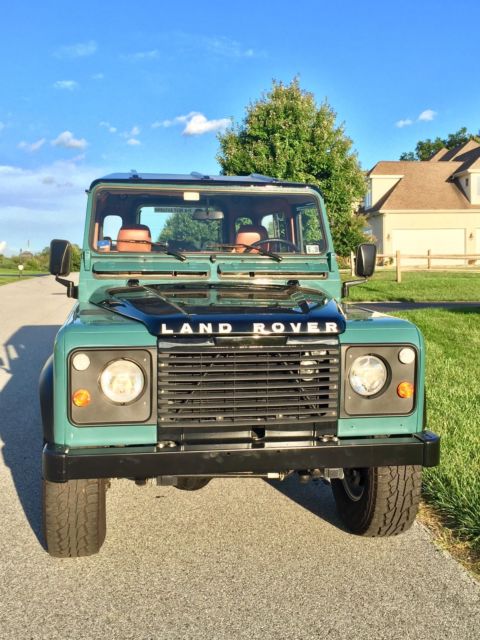 1986 Green/Black Land Rover Defender SUV