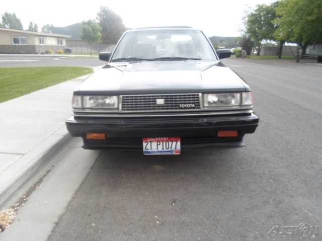 1986 Green Toyota Cressida Sedan