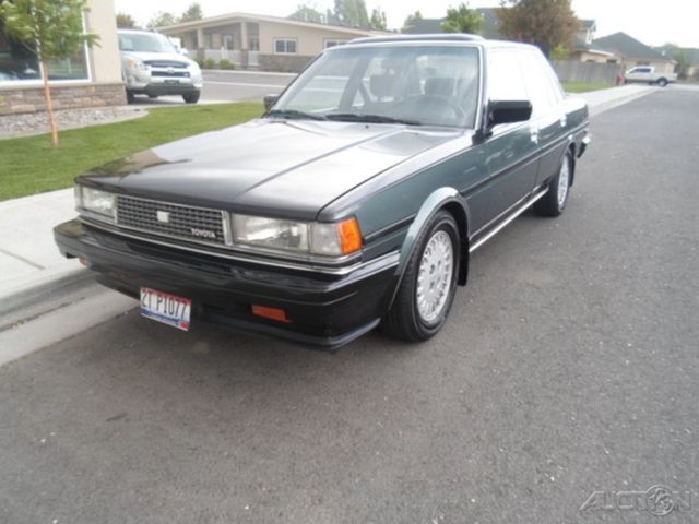 1986 Green Toyota Cressida Sedan