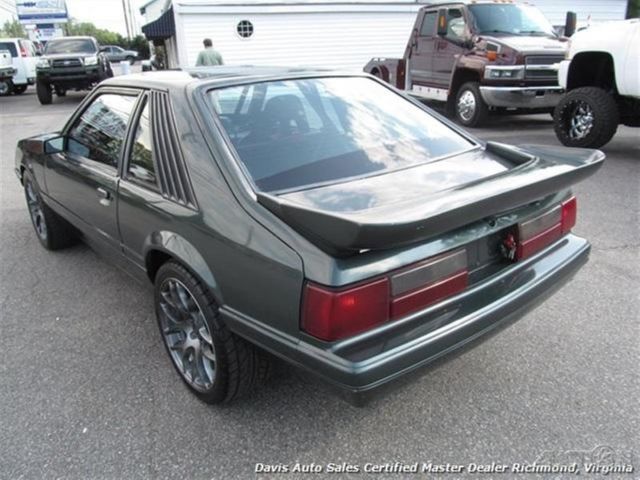 1986 Green Ford Mustang