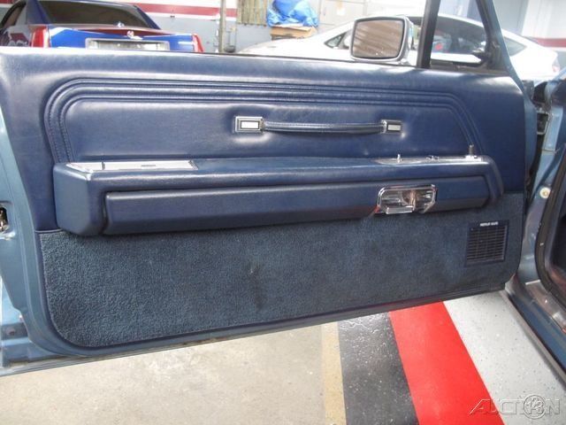 1986 Blue Ford Crown Victoria