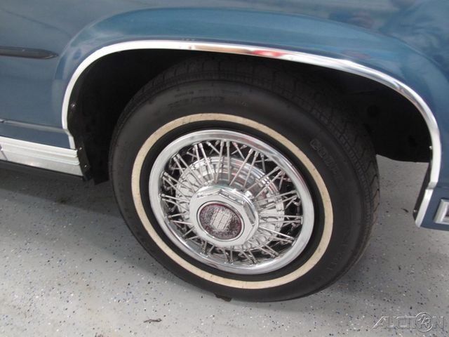 1986 Blue Ford Crown Victoria