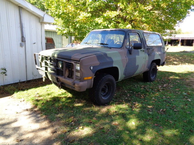 1986 camo Chevrolet Blazer SUV